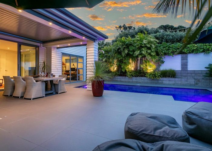  at 58A Peter Terrace, Castor Bay, Auckland