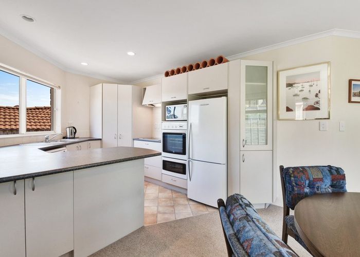  at 38 Elan Place, Stanmore Bay, Whangaparaoa