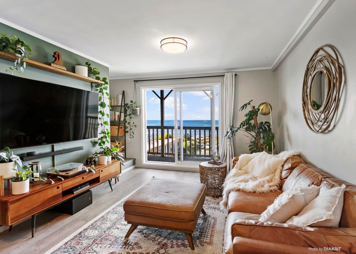  at 13/410 The Esplanade, Island Bay, Wellington