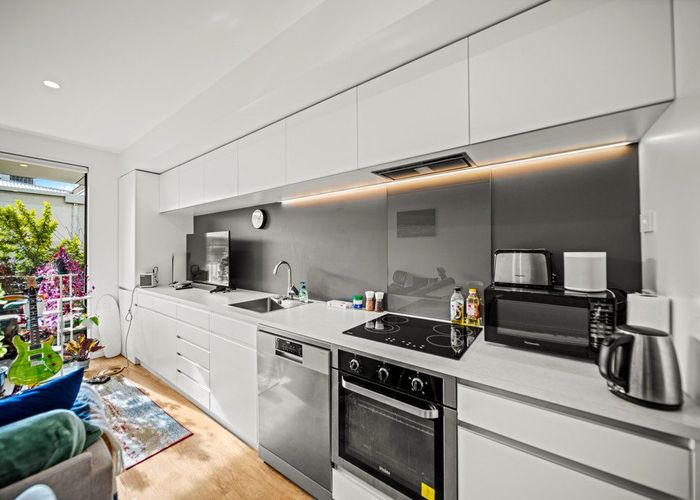  at 15/6 Waverley Street, Sydenham, Christchurch