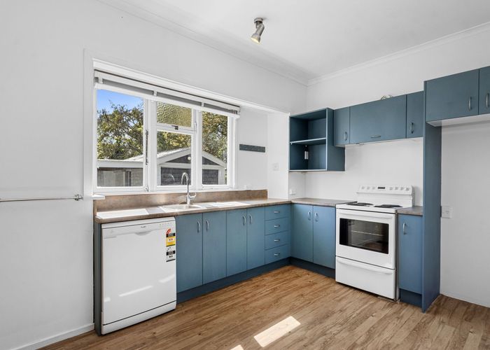  at 337 Ferry Road, Waltham, Christchurch