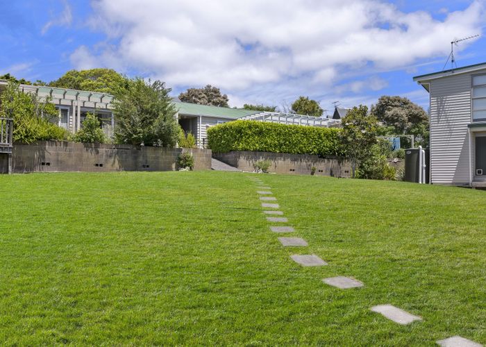  at 3/37 Waipa Street, Birkenhead, Auckland