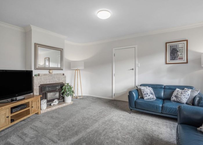  at 15 Peel Place, Wainuiomata, Lower Hutt