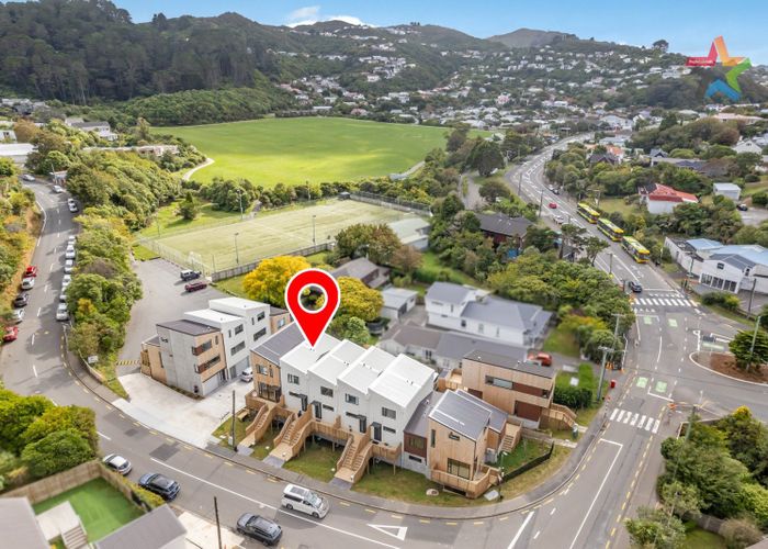  at 6/6 Makara Road, Karori, Wellington, Wellington