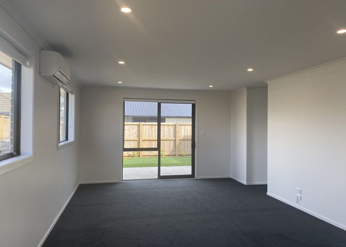  at 4/223 Baverstock Road, Grandview Heights, Hamilton