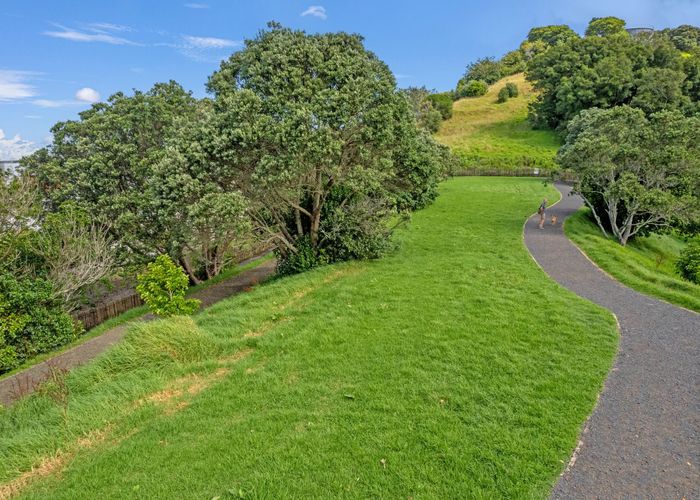  at 17/21 Hunters Park Drive, Three Kings, Auckland City, Auckland
