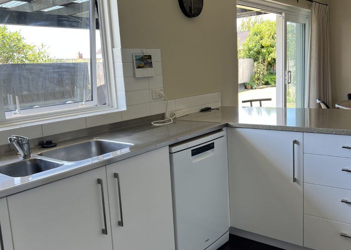  at 19 Linklater Avenue, Bellevue, Tauranga