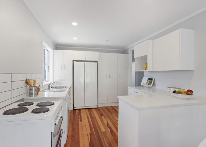  at 1/324 Swanson Road, Henderson, Waitakere City, Auckland