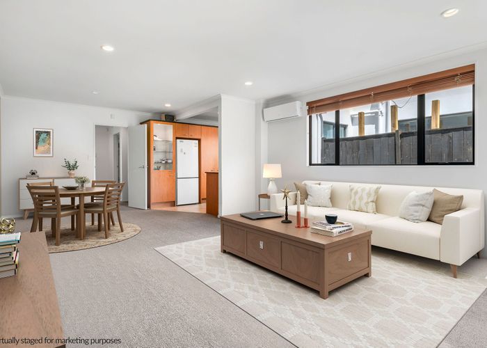  at 2/27 Kellaway Drive, East Tamaki, Manukau City, Auckland