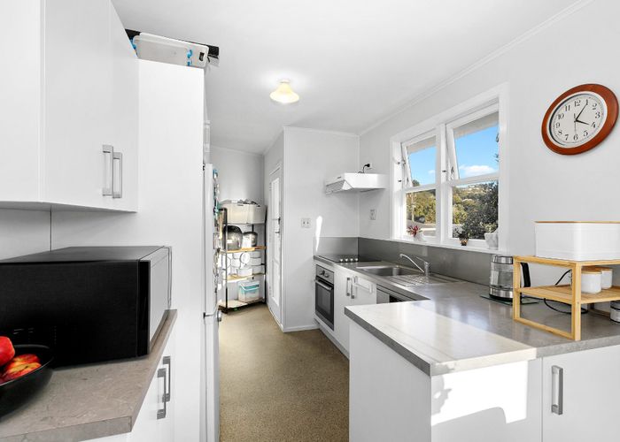  at 27 Lynda Avenue, Paparangi, Wellington, Wellington