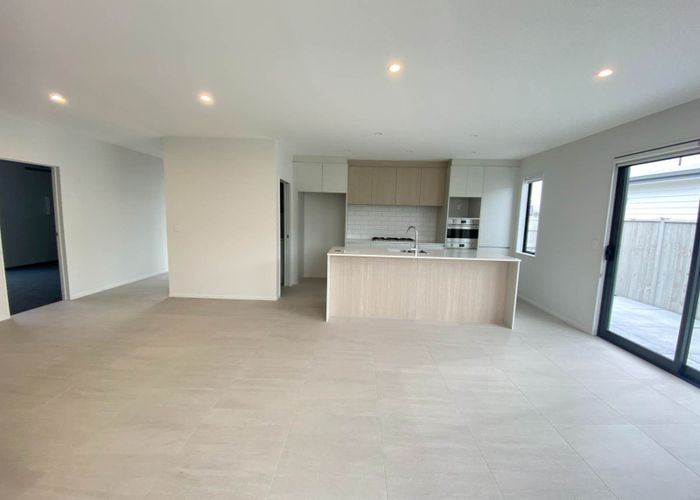  at 100 Pepene Avenue, Takanini, Papakura, Auckland