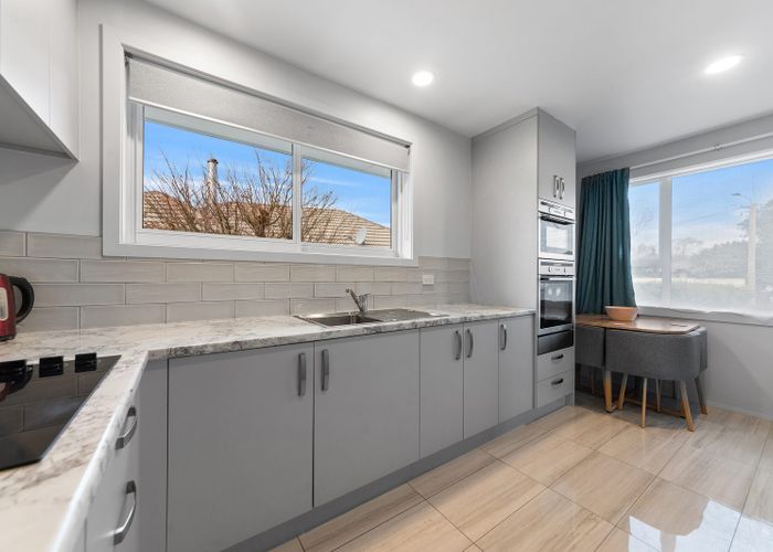  at 51 Farquhars Road, Redwood, Christchurch City, Canterbury