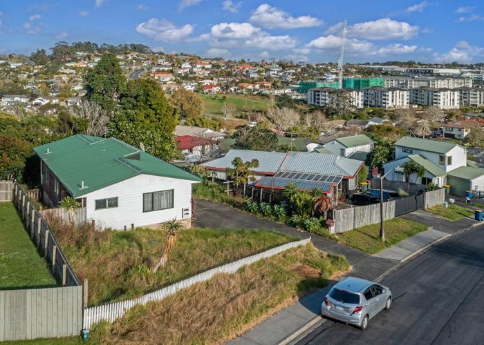  at 15 & 19 Grenadine Place, Unsworth Heights, North Shore City, Auckland