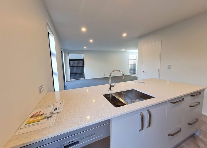  at 3/70 Grants Road, Papanui, Christchurch