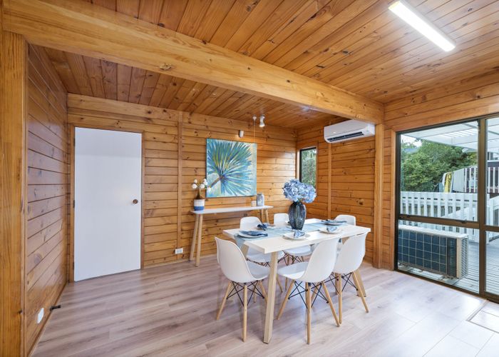  at 5 Chardon Place, Henderson, Auckland
