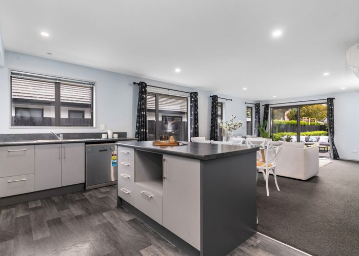  at 734 Gloucester Street, Avonside, Christchurch