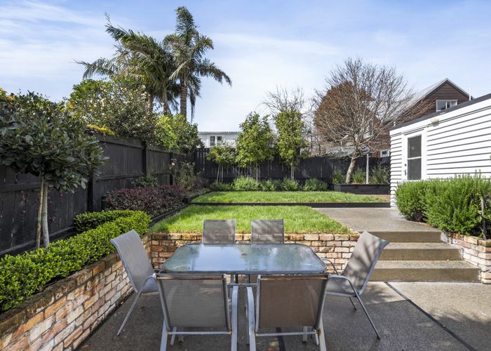  at 16 Leamington Road, Mount Eden, Auckland