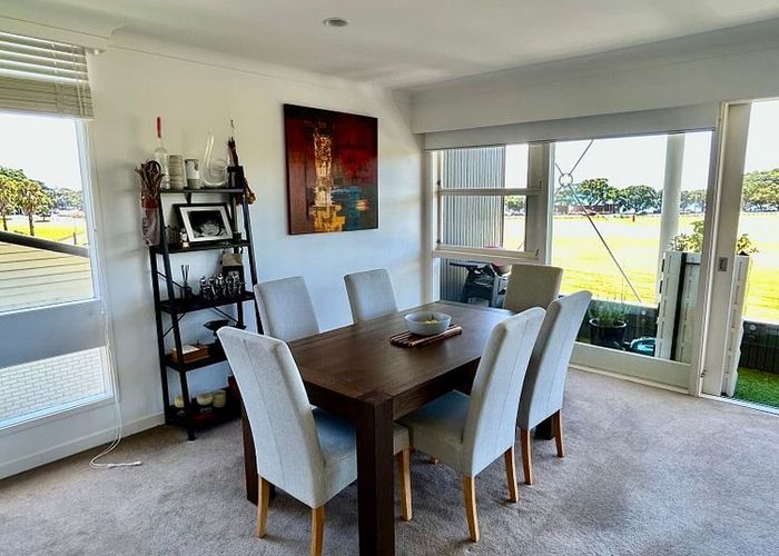  at 2/27 Watene Crescent, Orakei, Auckland