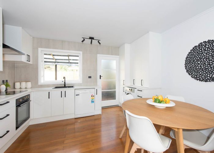  at 4/80 Banks Road, Mount Wellington, Auckland