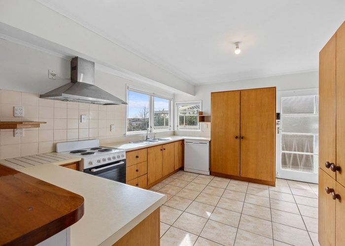  at 7 Lewis Road, Pakuranga Heights, Manukau City, Auckland