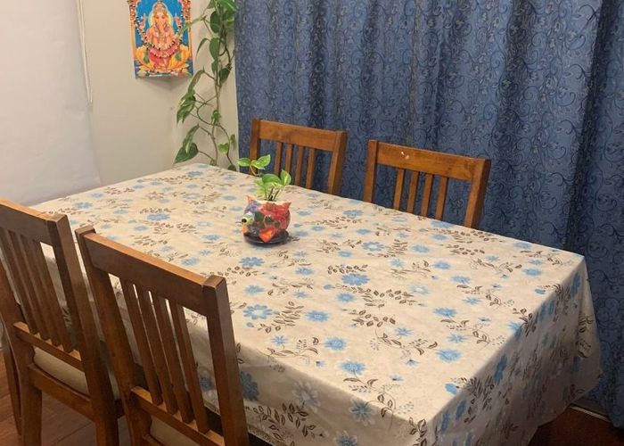  at 8 Garner Place, Glenfield, North Shore City, Auckland