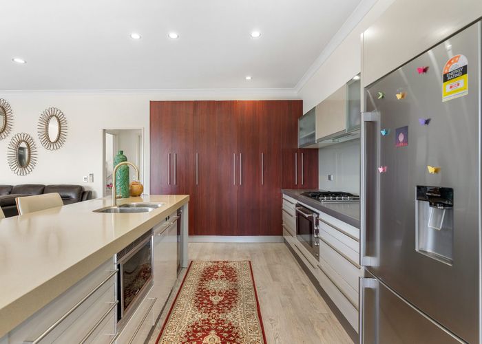  at 253 Hill Road, The Gardens, Manukau City, Auckland