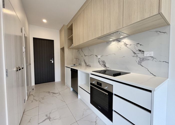  at 4/25 Abbotleigh Ave, Te Atatu Peninsula, Waitakere City, Auckland