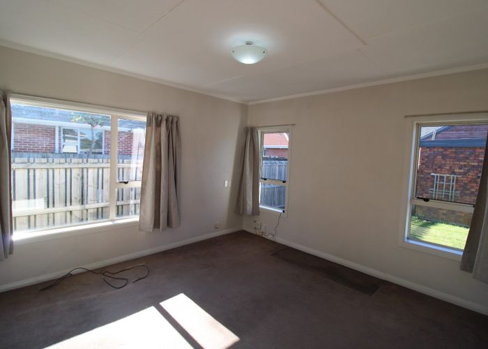  at 51 Dunedin Street, Redwood, Christchurch City, Canterbury