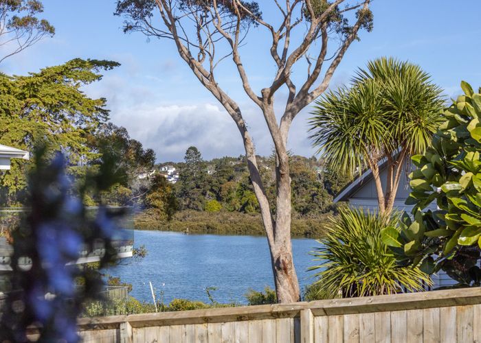  at 34A Abbotleigh Avenue, Te Atatu Peninsula, Auckland