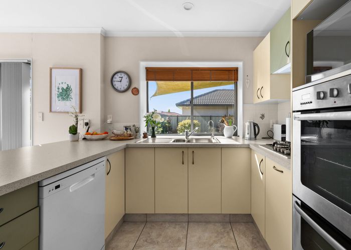  at 8 Rosehill Way, Taradale, Napier, Hawke's Bay