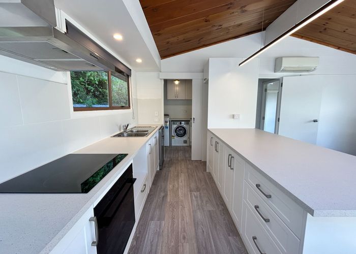  at 8 Evergreen Place, Sunshine Bay, Queenstown-Lakes, Otago