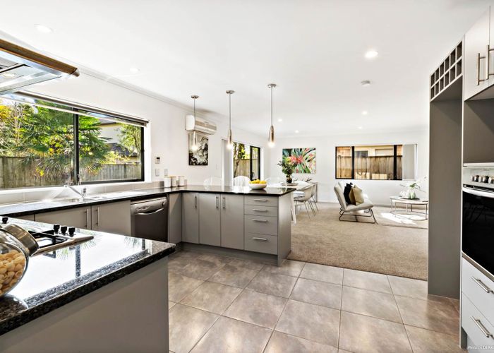  at 18 Bridgefield Crescent, Flat Bush, Auckland