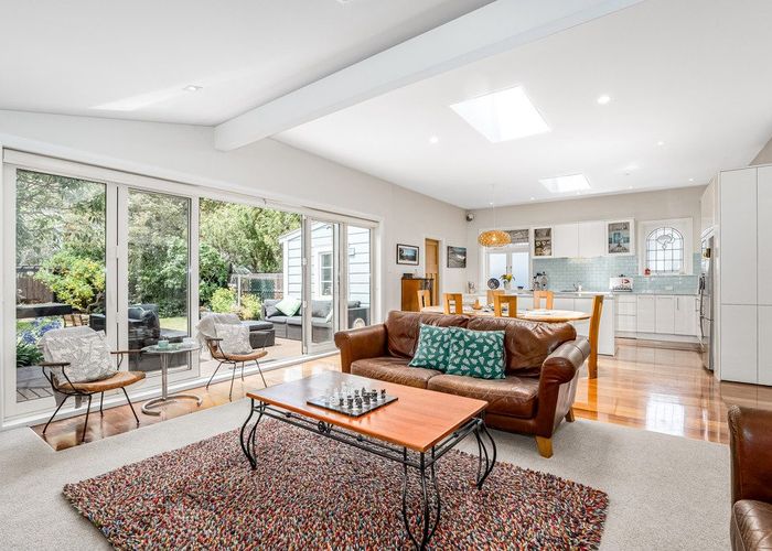  at 61 Oroua Street, Eastbourne, Lower Hutt, Wellington