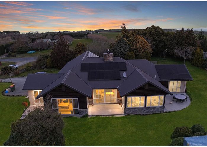  at 4 Coles Street, Saint Andrews, Waimate, Canterbury