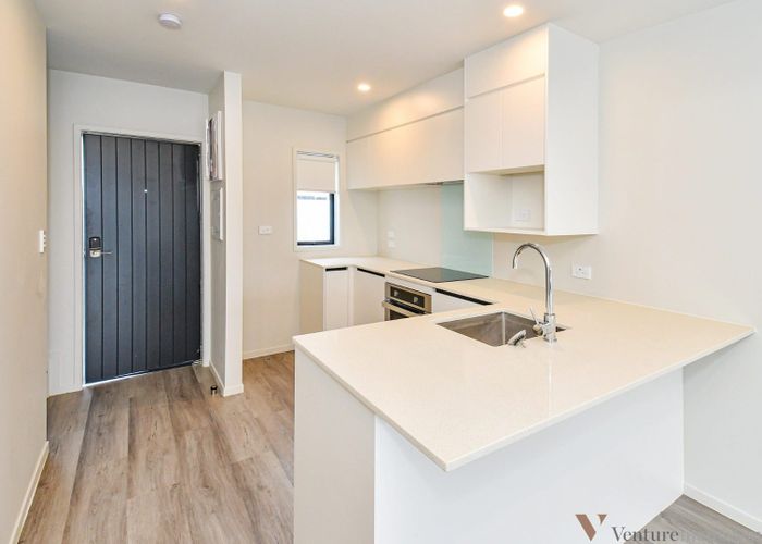  at 2/137 Hall Ave, Mangere, Manukau City, Auckland