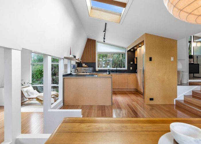  at 1000 East Coast Road, Northcross, North Shore City, Auckland