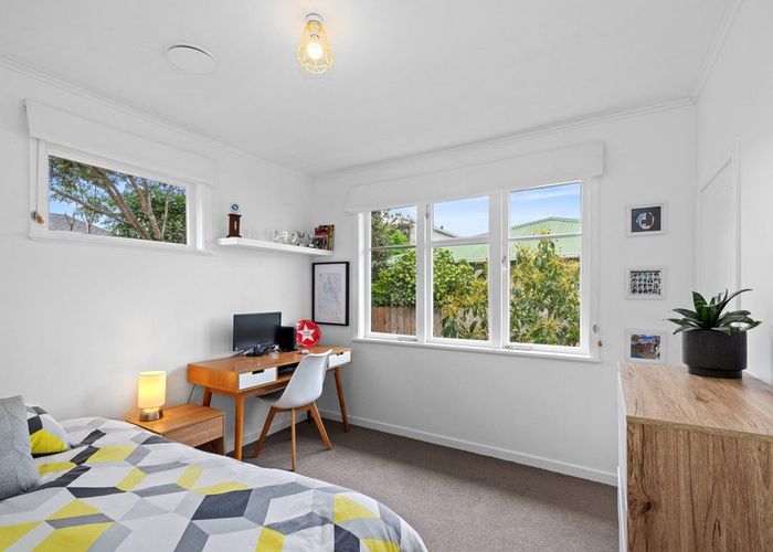  at 86 Taikata Road, Te Atatu Peninsula, Auckland