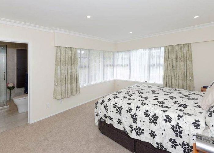  at 2 Noel Place, Mount Roskill, Auckland City, Auckland