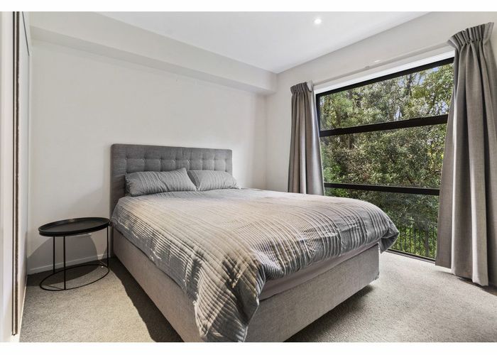  at 105/69E Hall Avenue, Mangere, Auckland