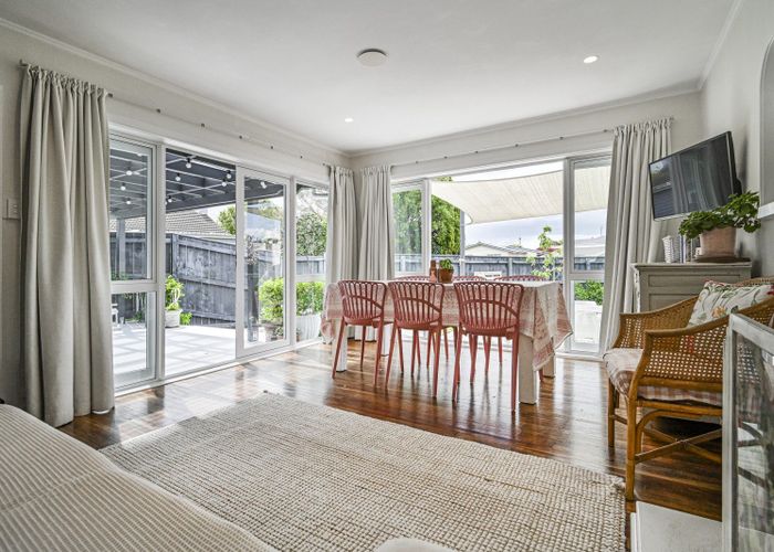  at 805 Maitland Crescent, Mayfair, Hastings