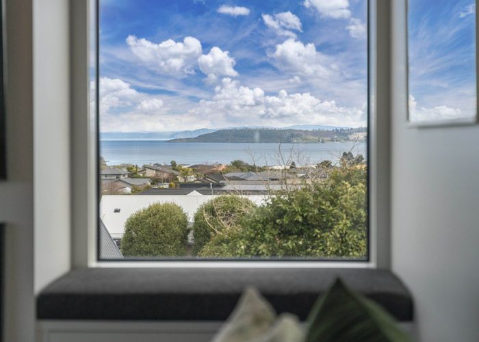  at 21 Coprosma Crescent, Waipahihi, Taupo, Waikato