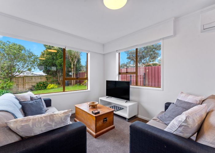  at 1/10 Statesman Street, Henderson, Waitakere City, Auckland