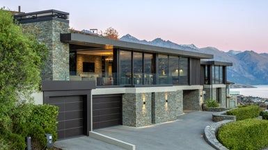  at 5 Belfast Terrace, Queenstown, Queenstown