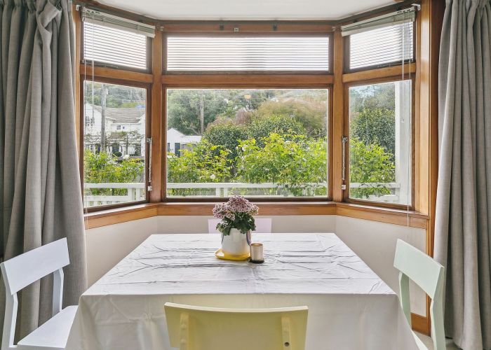  at 5 Friend Street, Karori, Wellington, Wellington