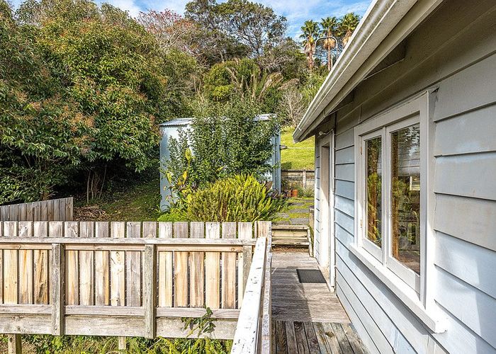  at 29 Ocean Road, Surfdale, Waiheke Island