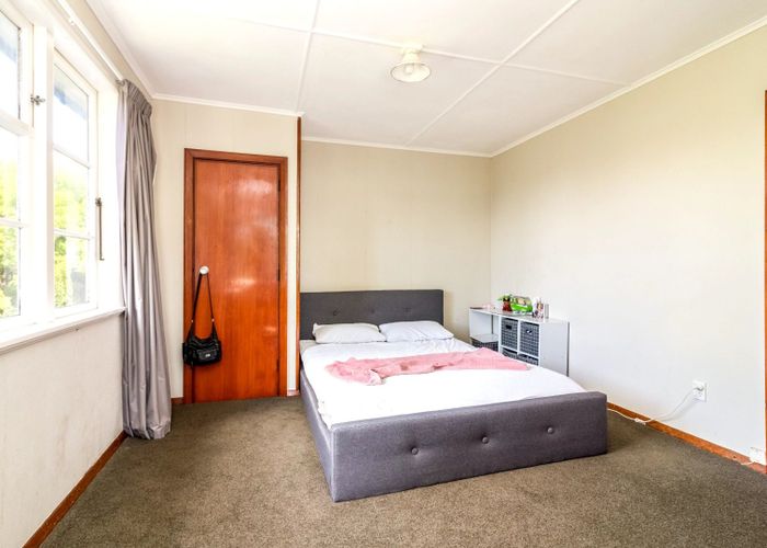 at 15 Attlee Crescent, Bryndwr, Christchurch City, Canterbury