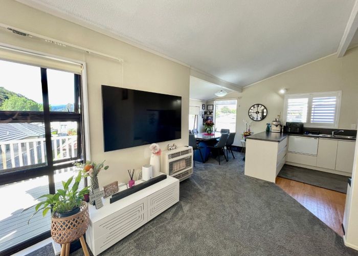  at 27A Shackle Lane, Whitby, Porirua