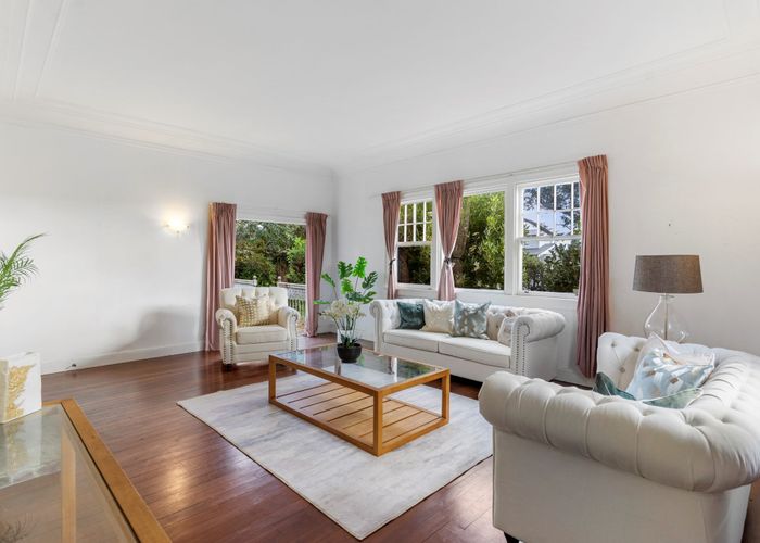  at 35 Waiatarua Road, Remuera, Auckland