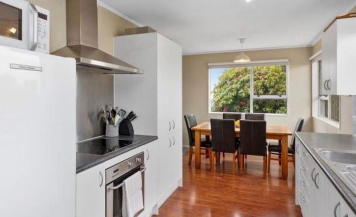  at 6 Owaka Close, Kelson, Lower Hutt, Wellington