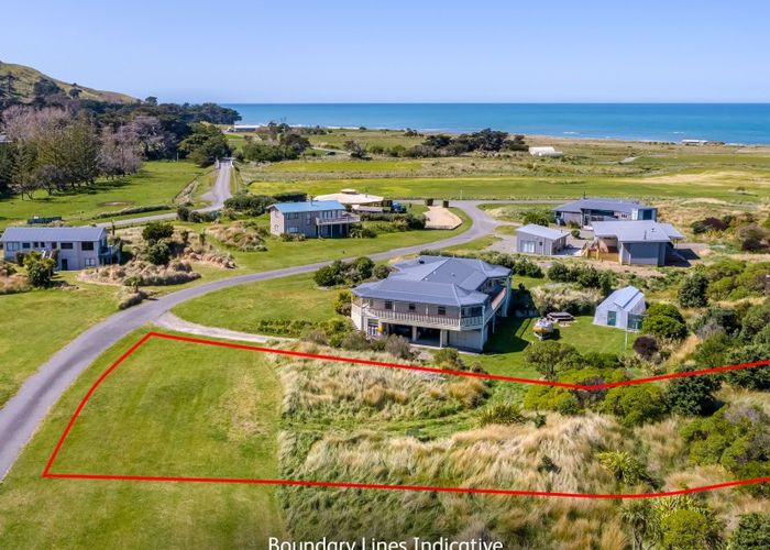  at 7 Nunu Drive, Flat Point